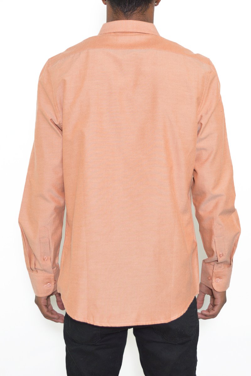 SIGNATURE LONG SLEEVE BUTTON DOWN SHIRT