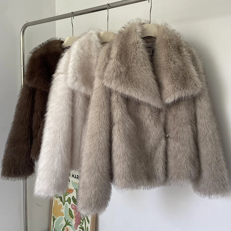 2024 Winter New Fashion Gradient Fluffy Fur Coat Women High Street