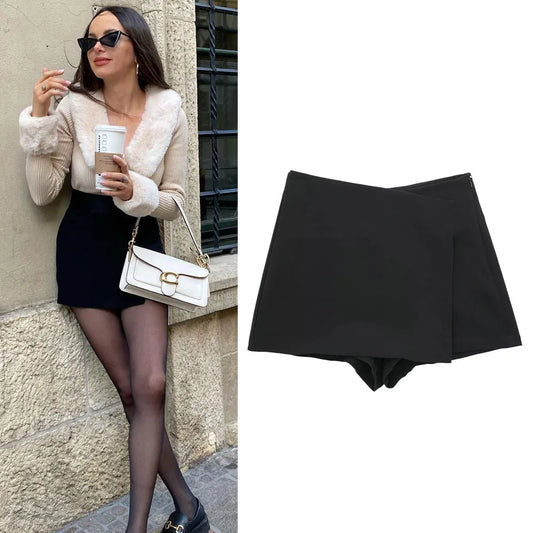 TRAF Woman High waist Shorts Skirts Asymmetric Shorts Skirts Black